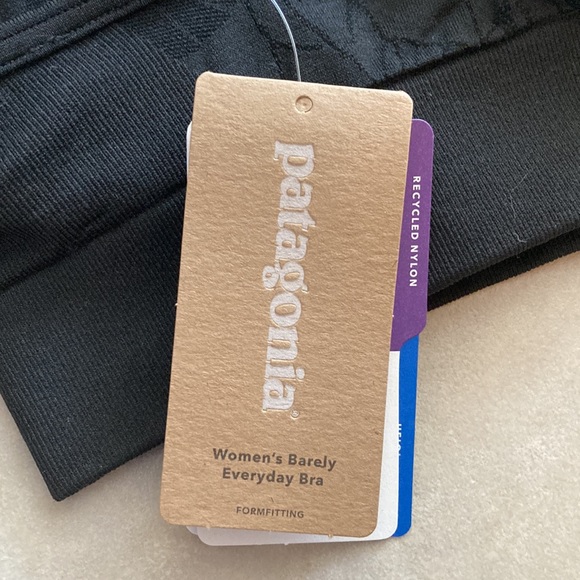 NWT Patagonia Women’s Barely Everyday Bra, Black size Medium - Picture 5 of 6